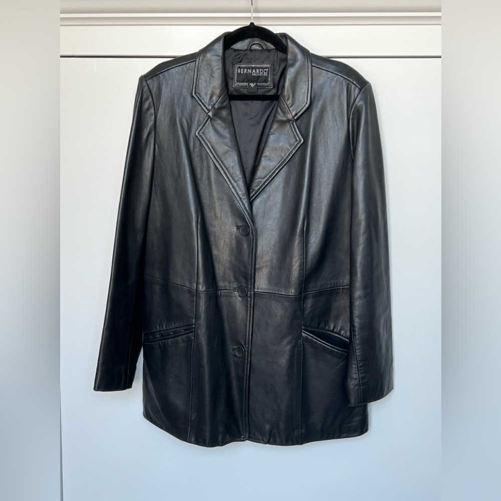 Bernardo Women's Classic Black Leather Jacket
